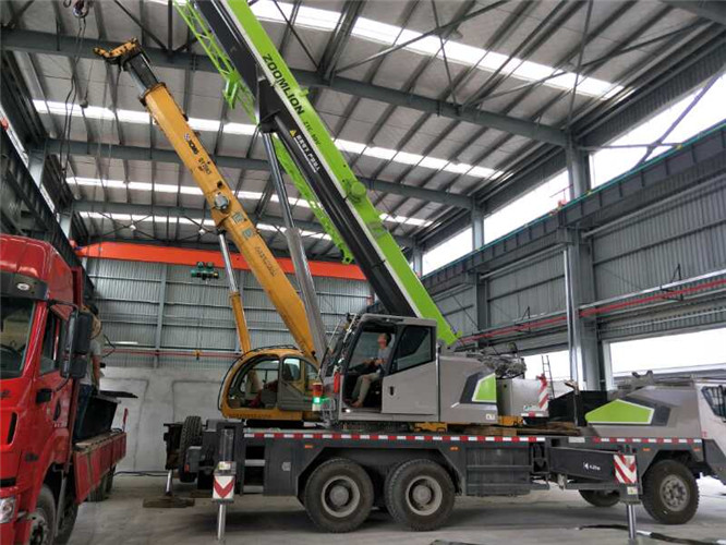 召陵区高空车出租需要注意哪些安全事项？