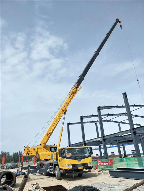 召陵区超高层建筑钢结构吊装案例